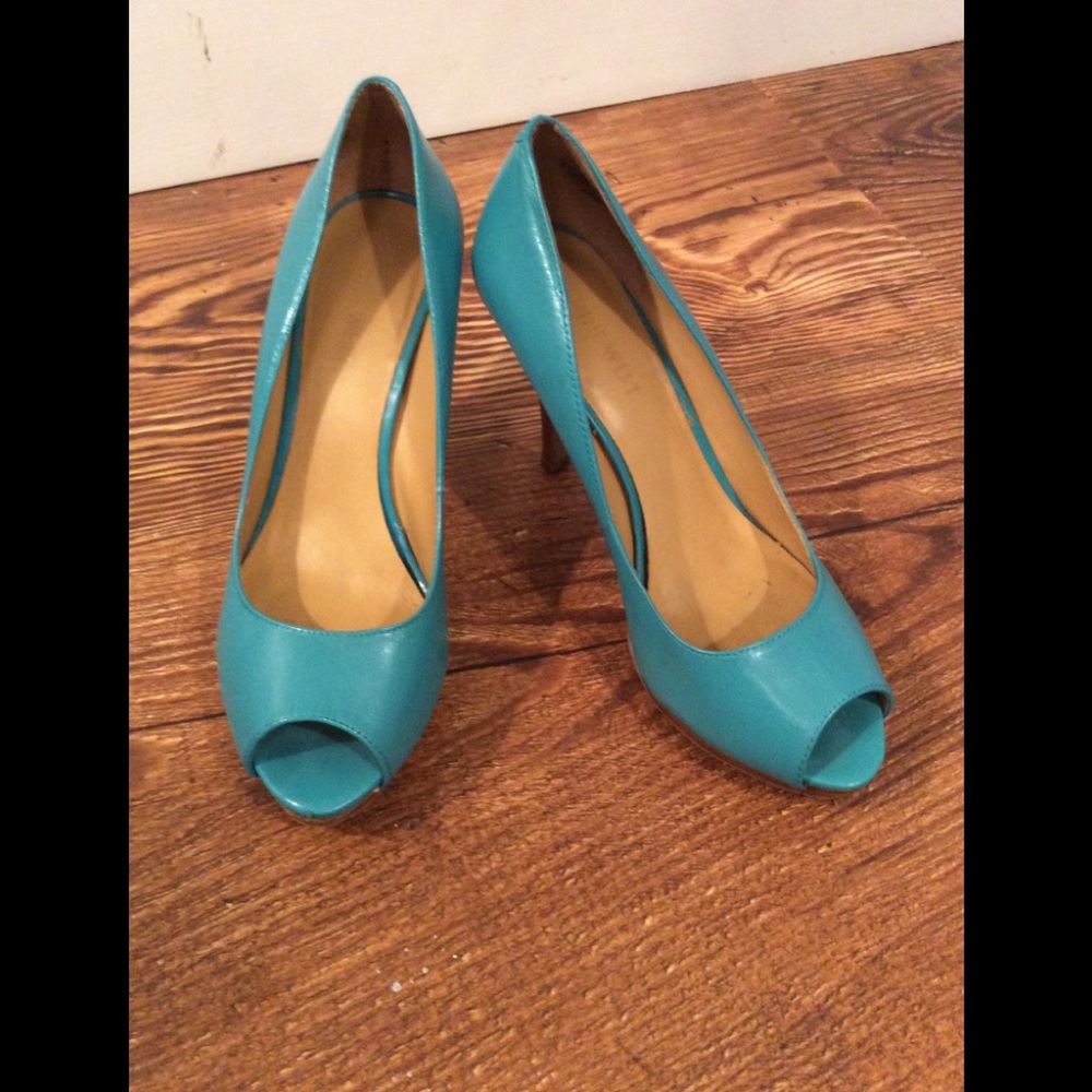Nine West Turquoise Peep Toe Heels